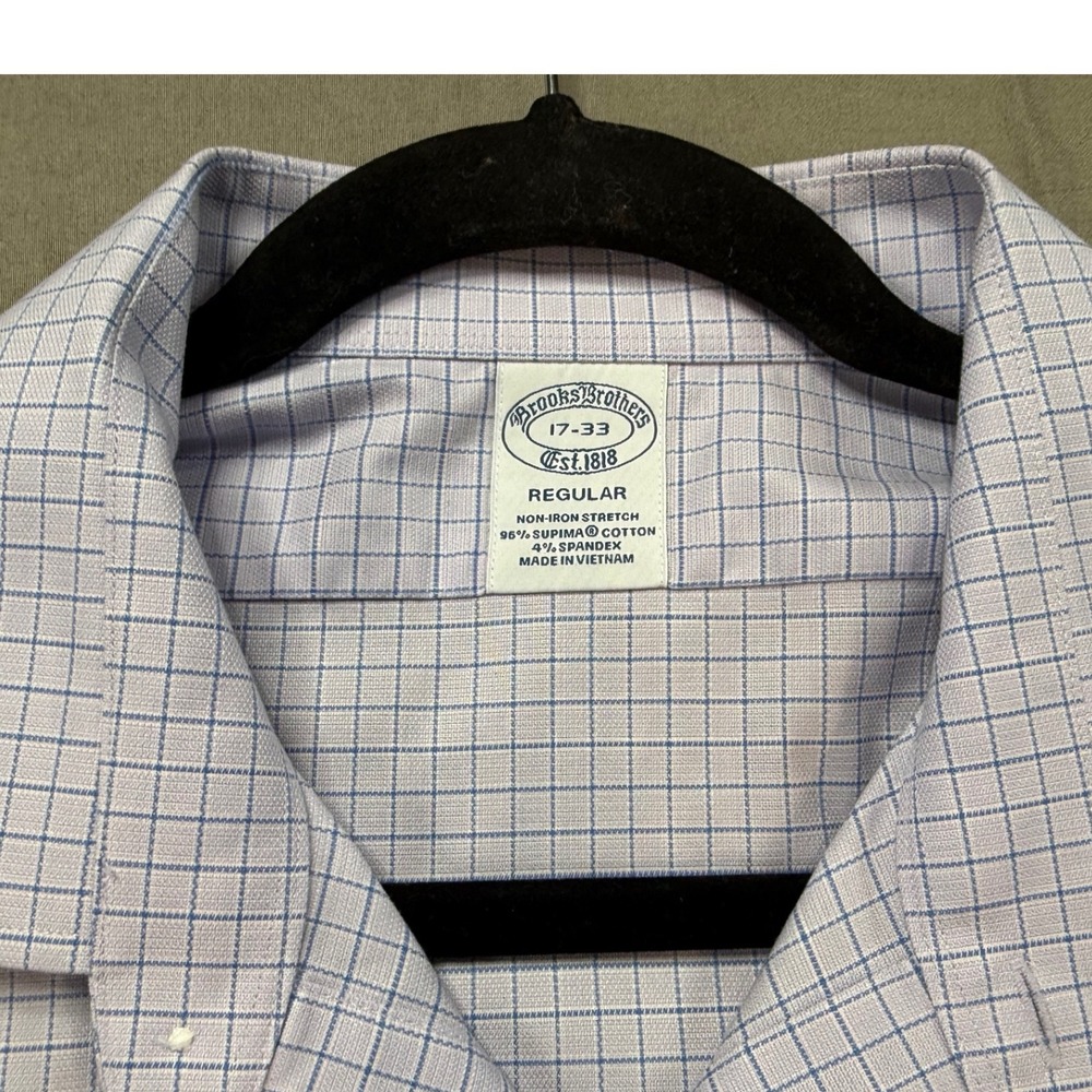 Brooks Brothers Button Down Shirt Mens 17-33 Purple Excellent Non-Iron Stretch